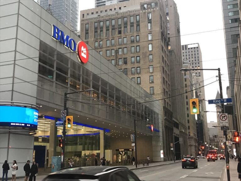 Bay 0406 800x600 1 768x576